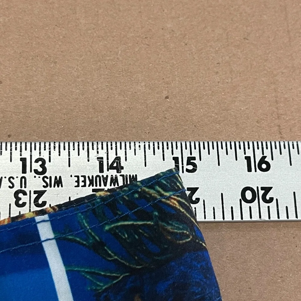 Guy Harvey AFTCO Bluewater Men's Board Shorts Size 30 Blue Marlin Photo Collage